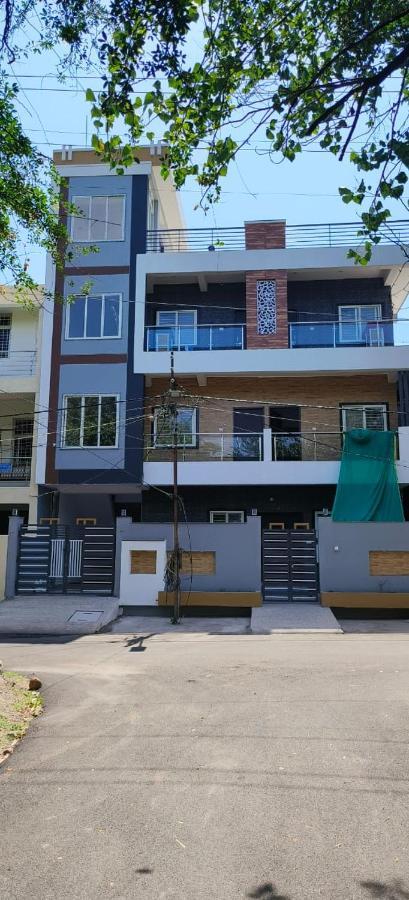 Aashiyana Home Stay Bhopal Ngoại thất bức ảnh